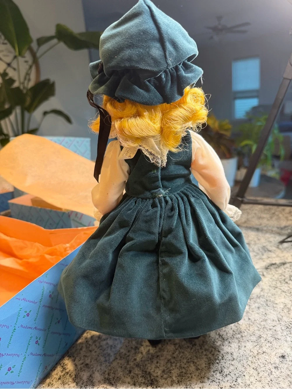 Madame Alexander Bellows Anne with Japanese Parasol Doll Brand new with tags